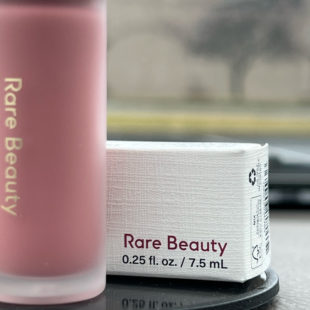 Rare Beauty Encourage Soft Pinch Liquid Blush - Picture 14 of 14